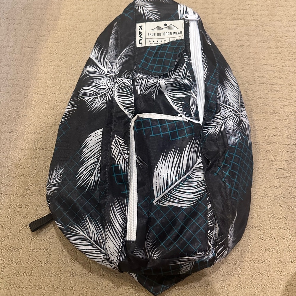Kavu sling : like new